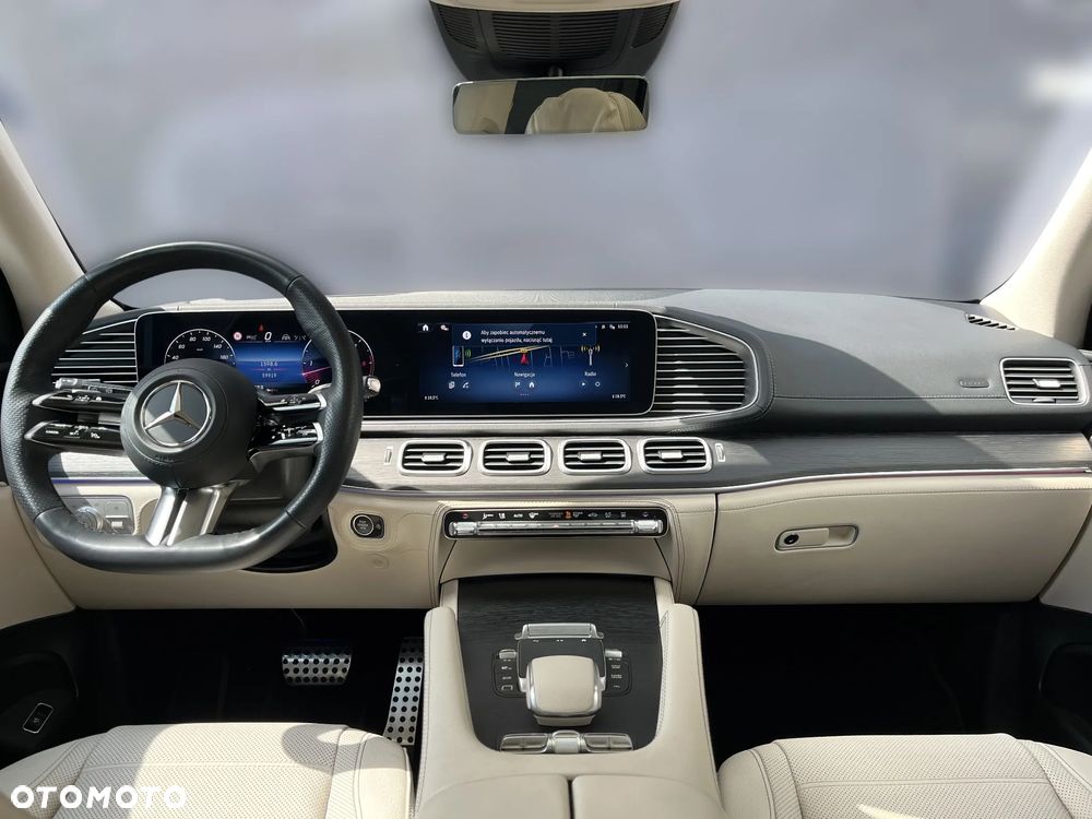 Mercedes-Benz GLS - 14