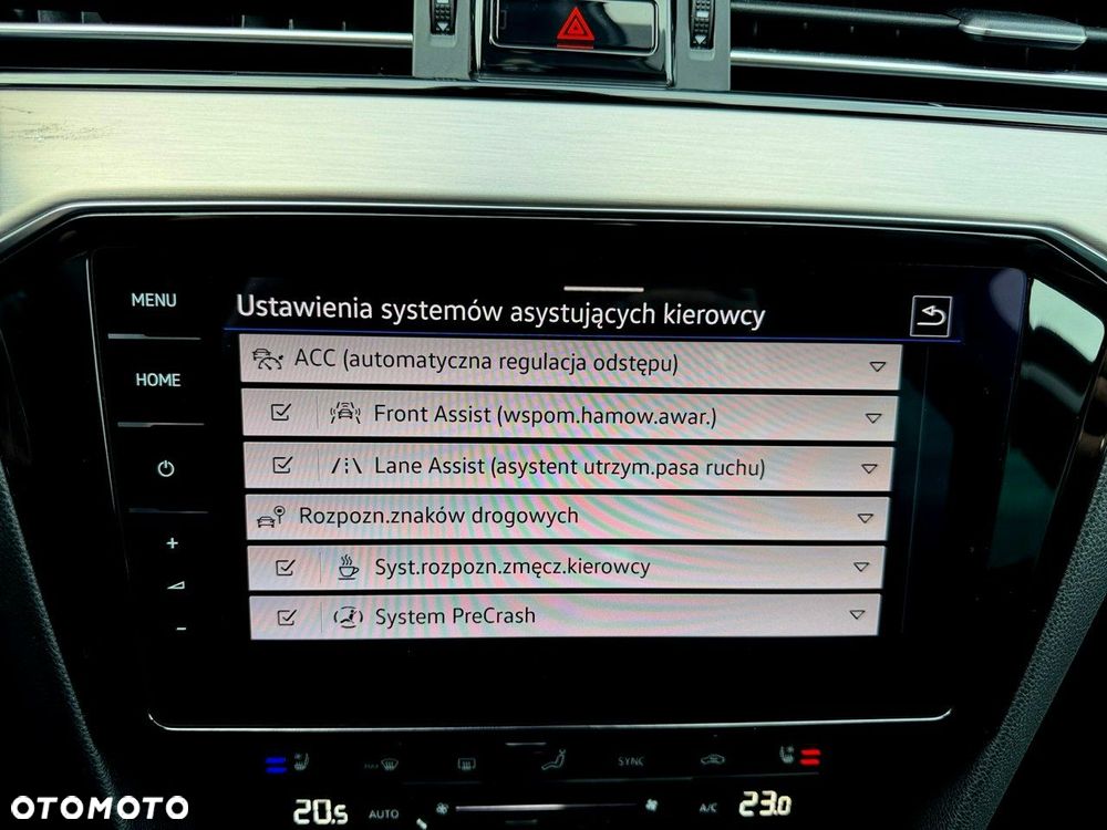 Volkswagen Passat - 36