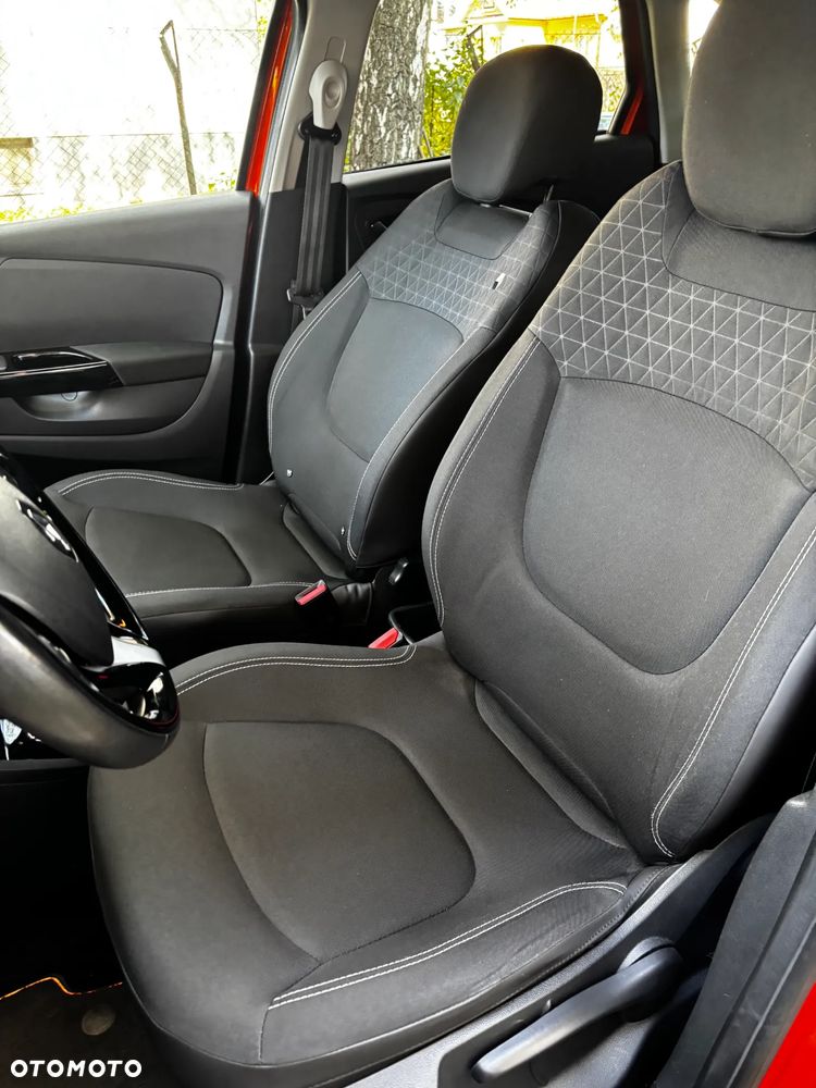 Renault Captur 1.2 Energy TCe Limited EDC - 11