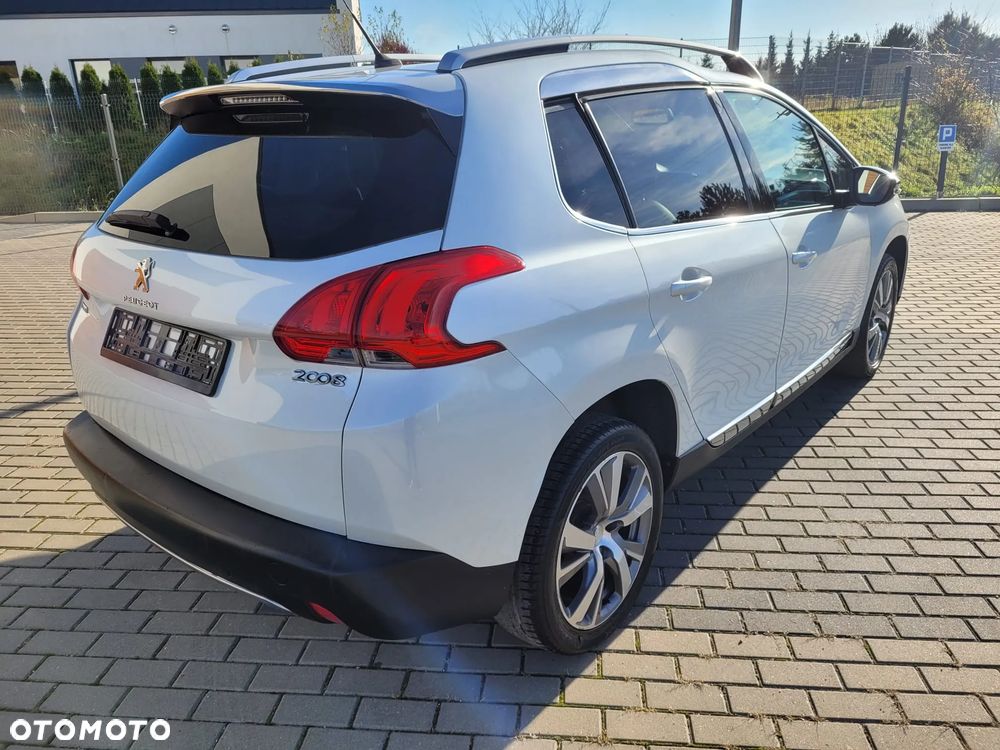Peugeot 2008 PureTech 130 GPF Stop&Start Signature - 10