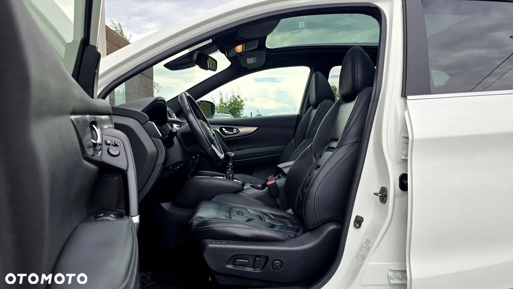 Nissan Qashqai 1.2 DIG-T Tekna+ - 19