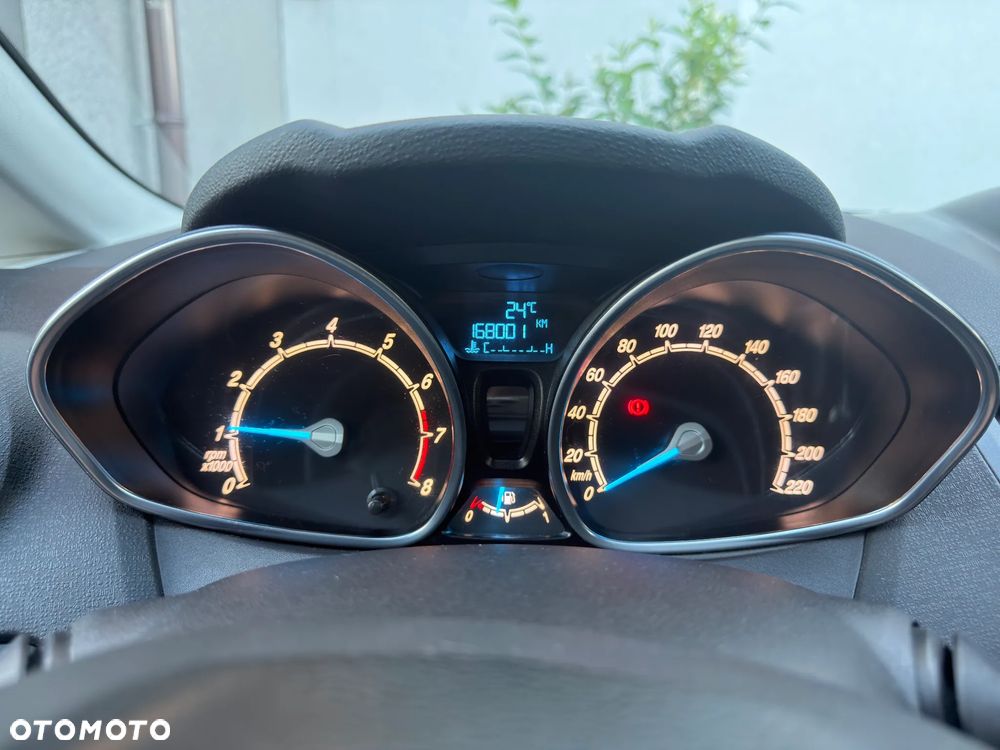 Ford Fiesta 1.25 SYNC Edition - 11