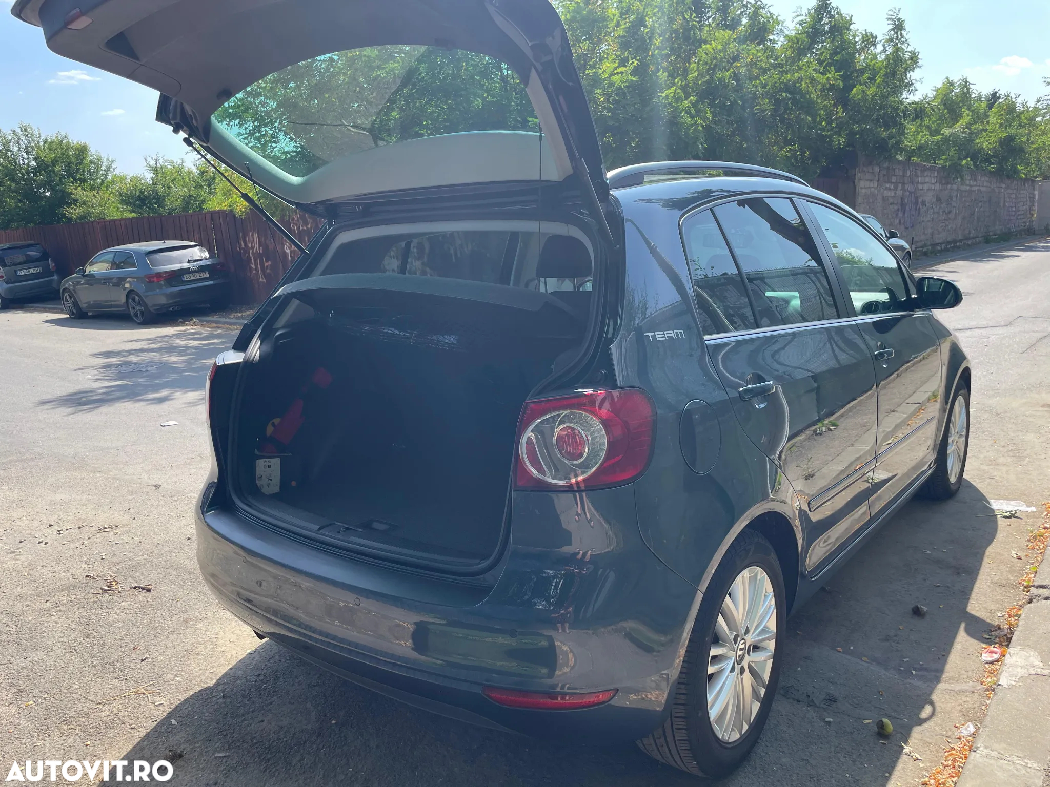 Volkswagen Golf Plus 1.9 TDI Comfortline DPF - 30