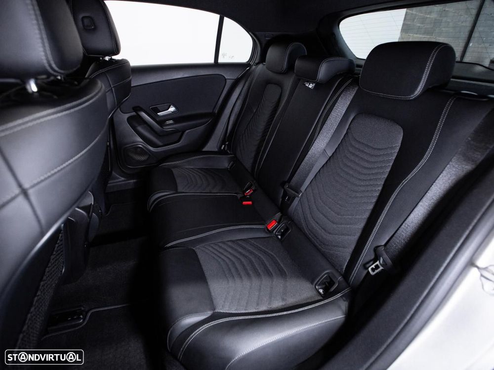 Mercedes-Benz A 160 d Style - 11