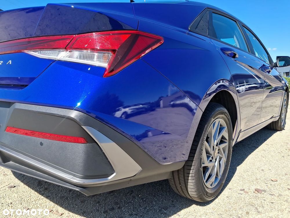 Hyundai Elantra 1.6 Modern - 29