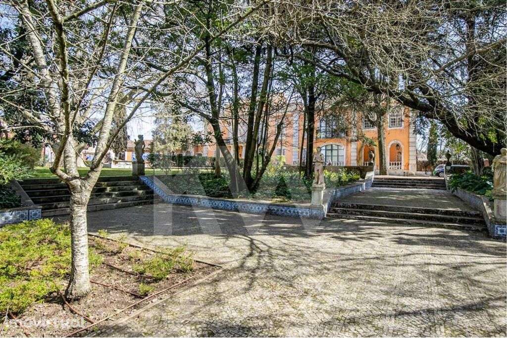 Palácio considerado Residência Real, pertença de D João V - Grande imagem: 5/57