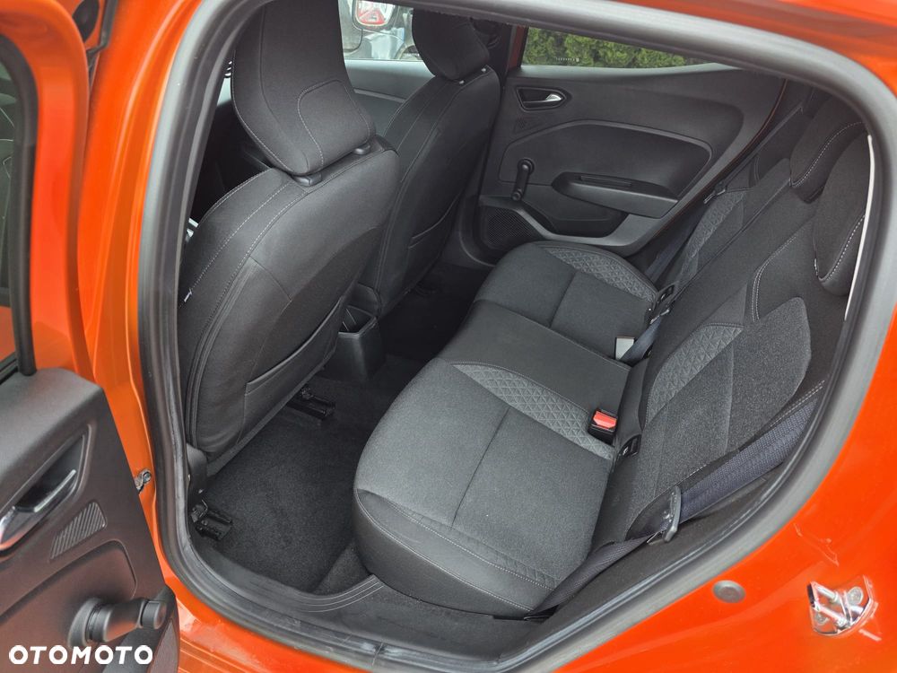 Renault Clio TCe 90 INTENS - 21