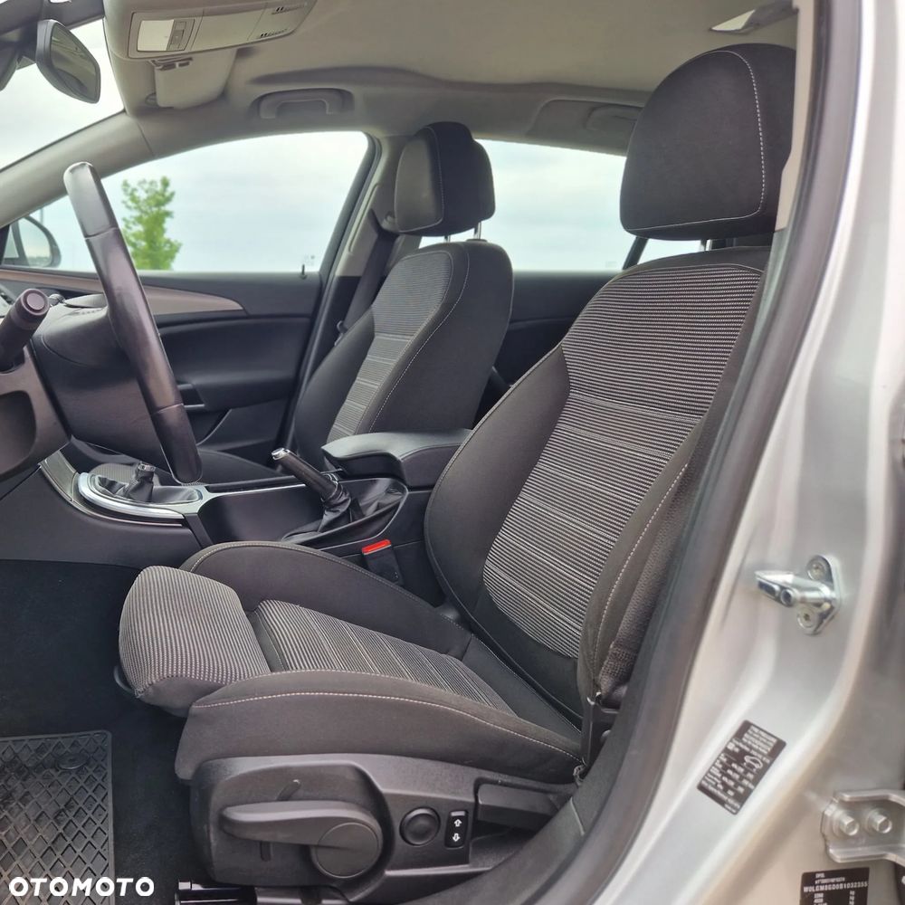 Opel Insignia 2.0 Turbo - 27