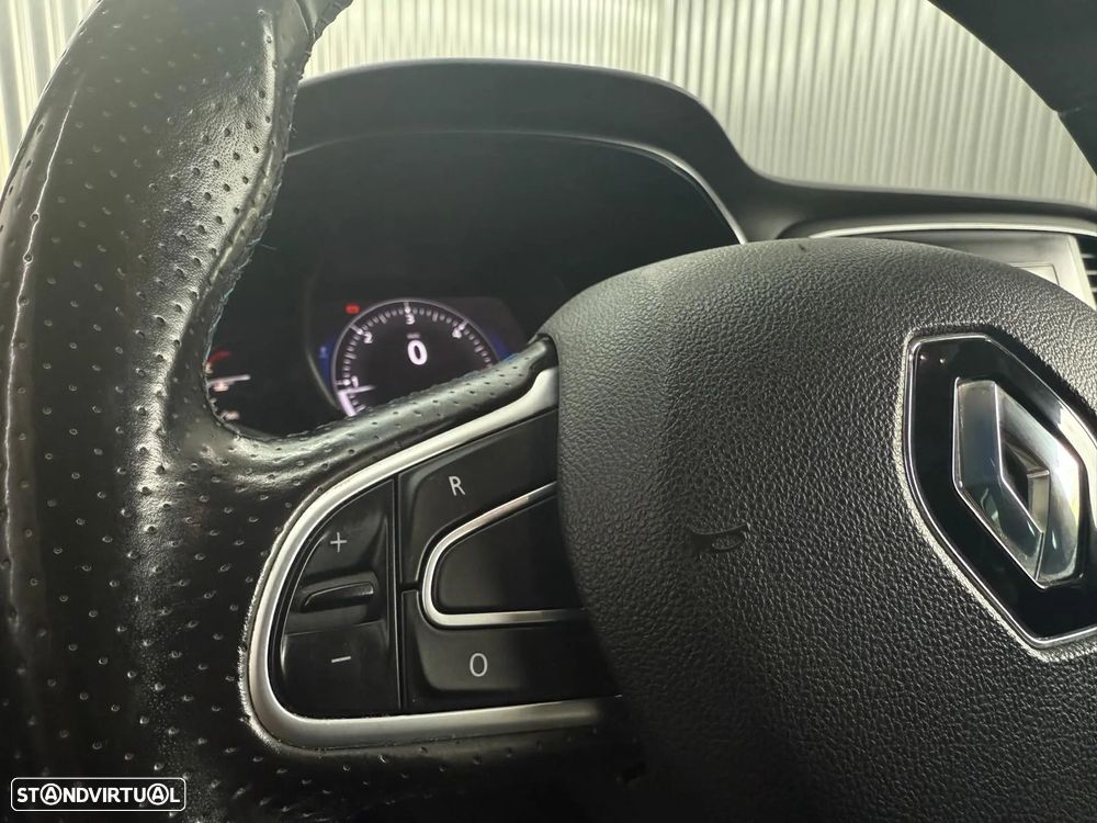 Renault Mégane 1.5 Blue dCi GT Line - 23