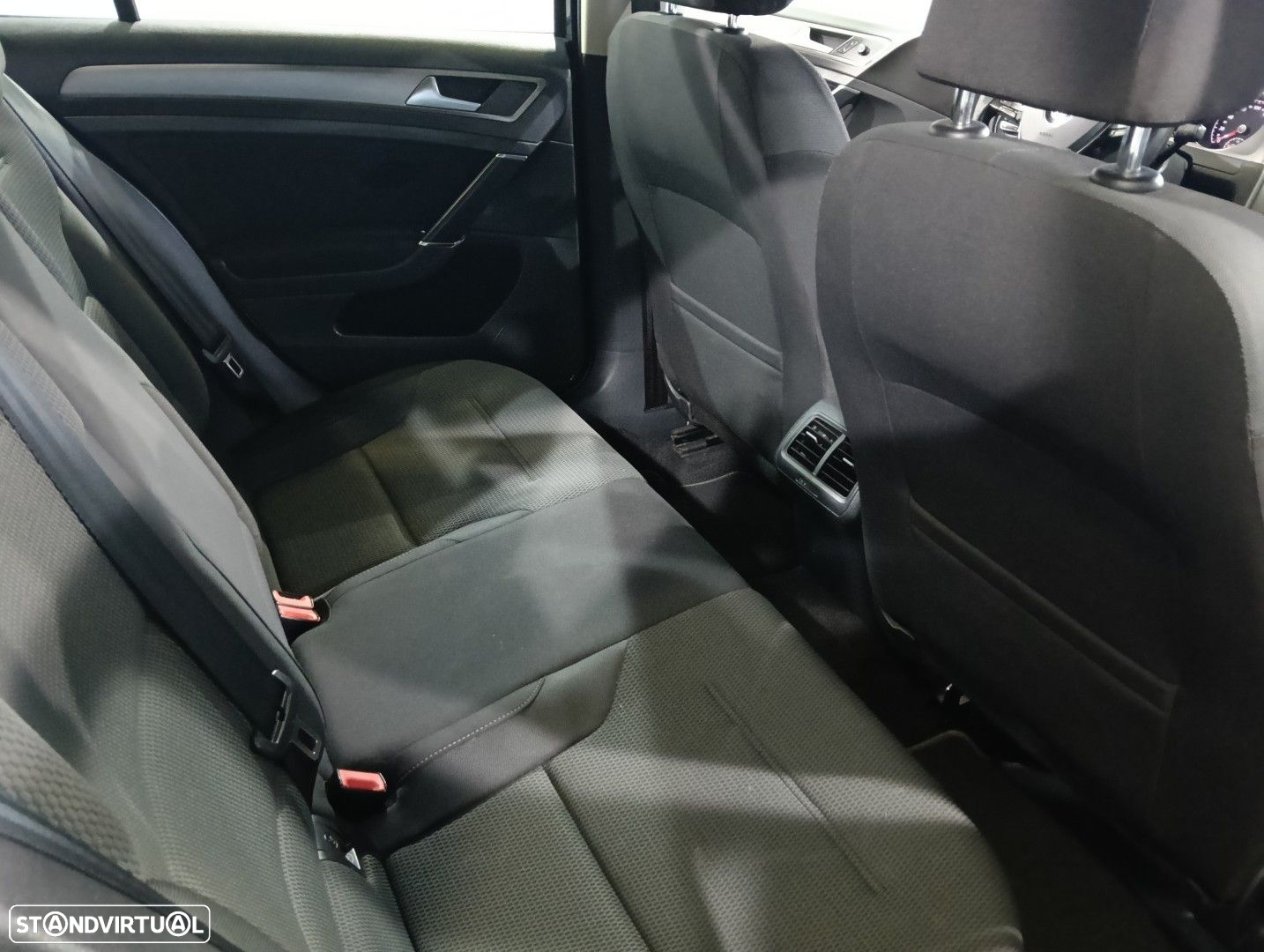 VW Golf Variant 1.6 TDi BlueMotion Confortline - 5
