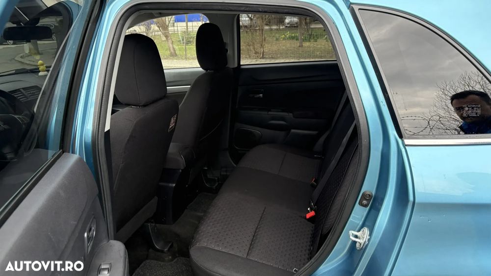 Mitsubishi ASX 1.8 DID 2WD Intense A15 - 6