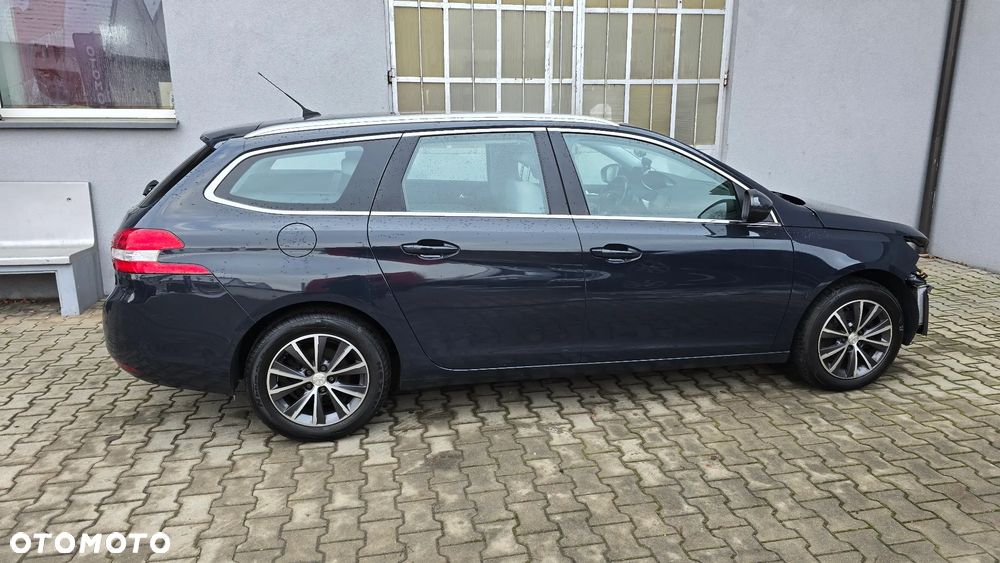 Peugeot 308 130 e-THP Stop & Start Access - 36