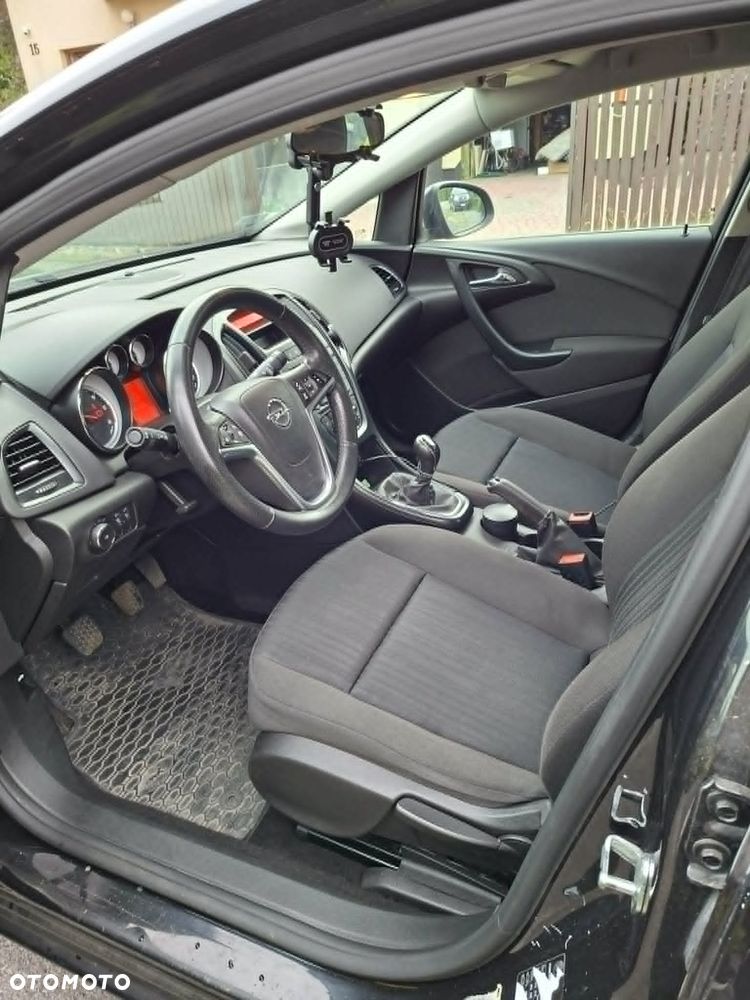 Opel Astra 1.6 CDTI Essentia S&S - 8