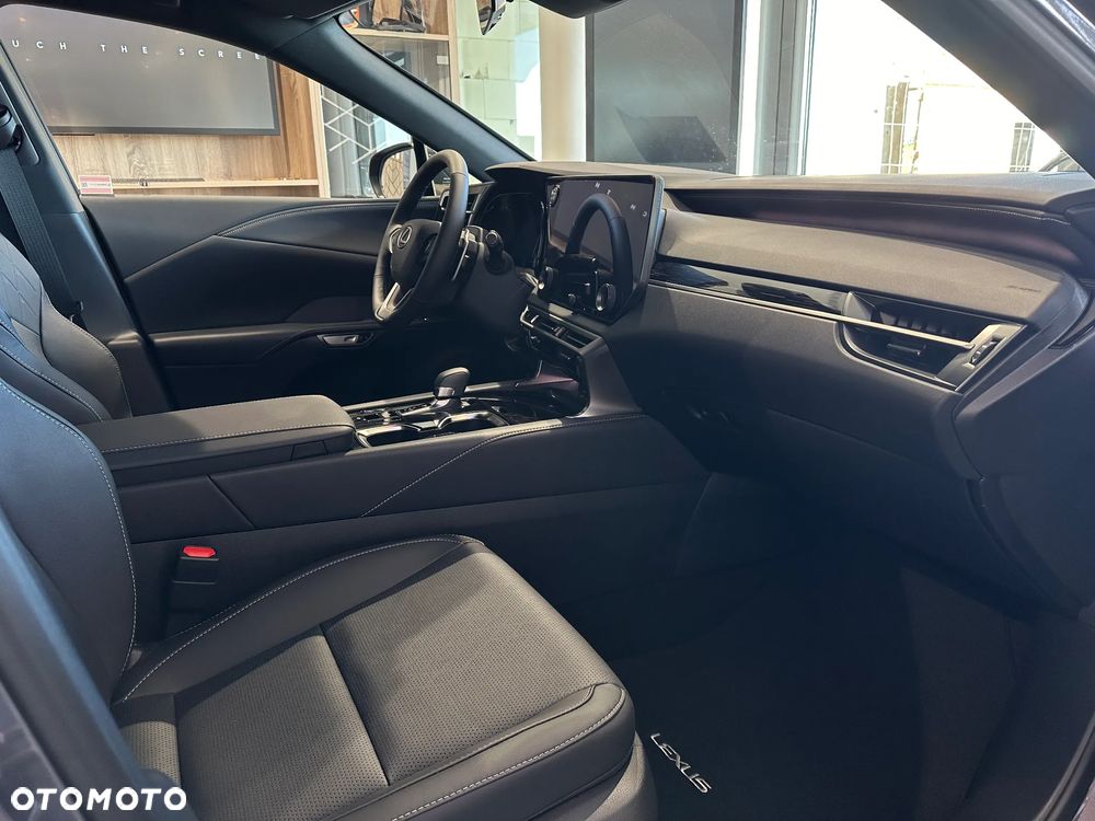 Lexus RX 350h F Sport Design - 17