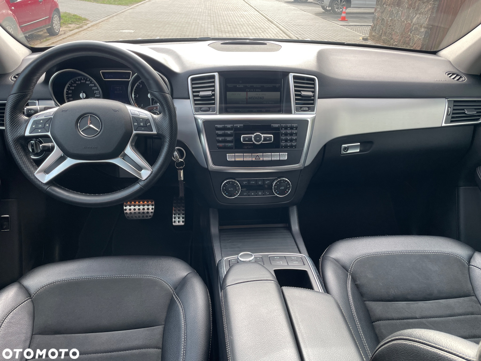Mercedes-Benz ML 350 BlueTec 4-Matic - 9