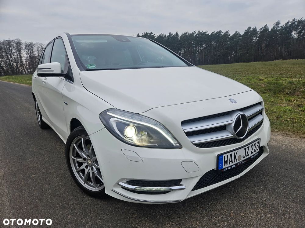 Mercedes-Benz Klasa B 180 BlueEFFICIENCY Edition Style - 7