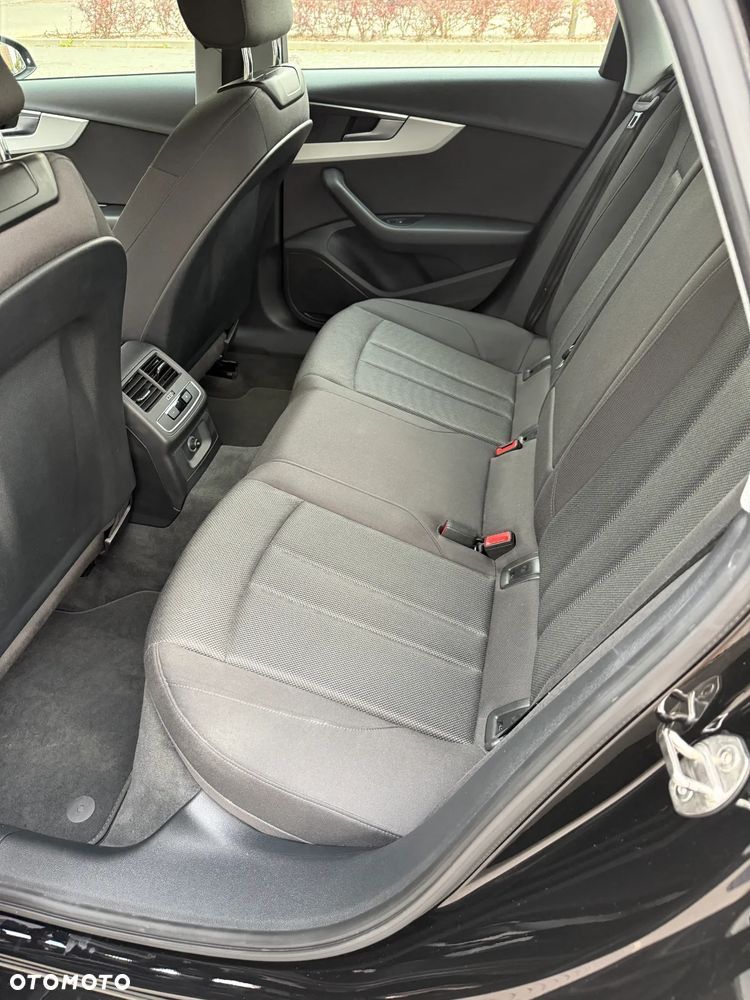 Audi A4 - 14