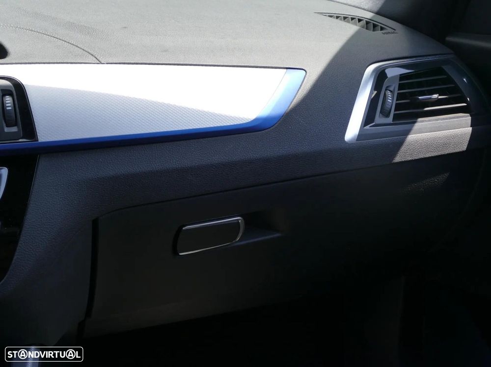 BMW 116 d Pack M - 35