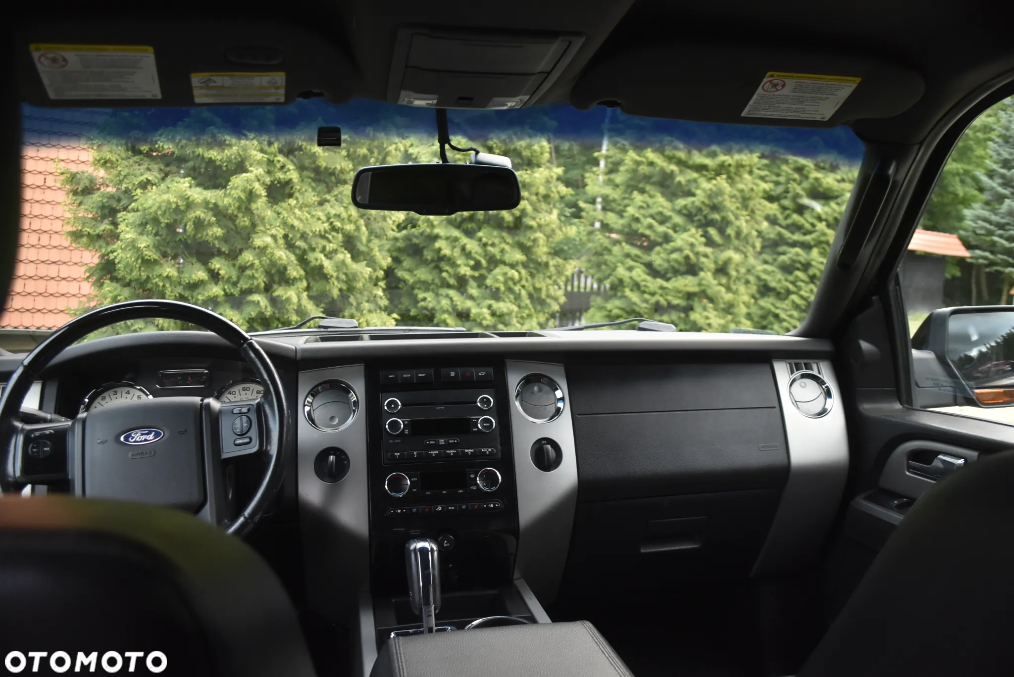Ford Expedition - 8