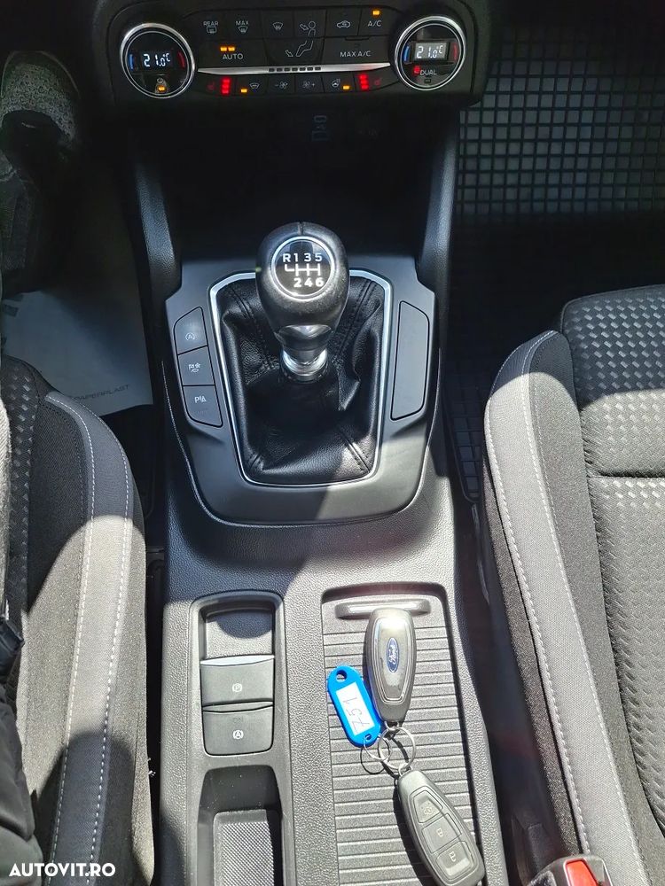 Ford Focus 1.5 EcoBlue Connected - 22