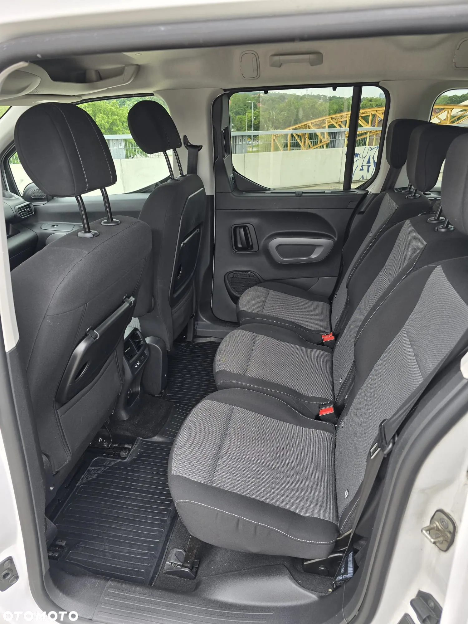 Toyota Proace City Verso 1.5 D-4D Family - 10