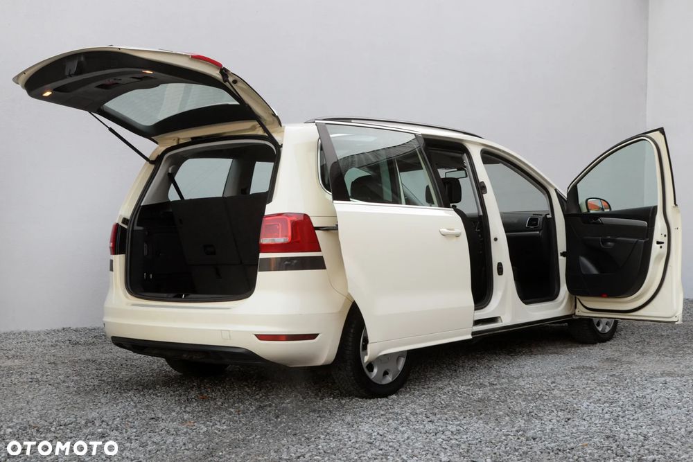 Volkswagen Sharan 2.0 TDI 4MOTION Blue Motion Style - 24
