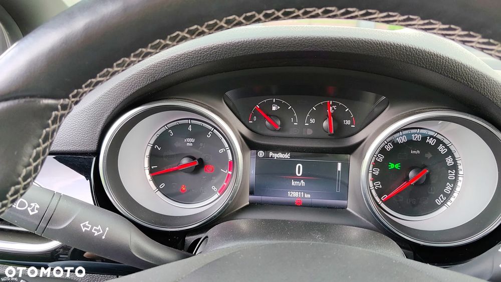 Opel Astra 1.4 Turbo Innovation - 28