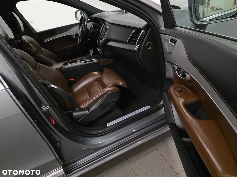 Volvo XC 90 B5 D AWD Geartronic Inscription - 31