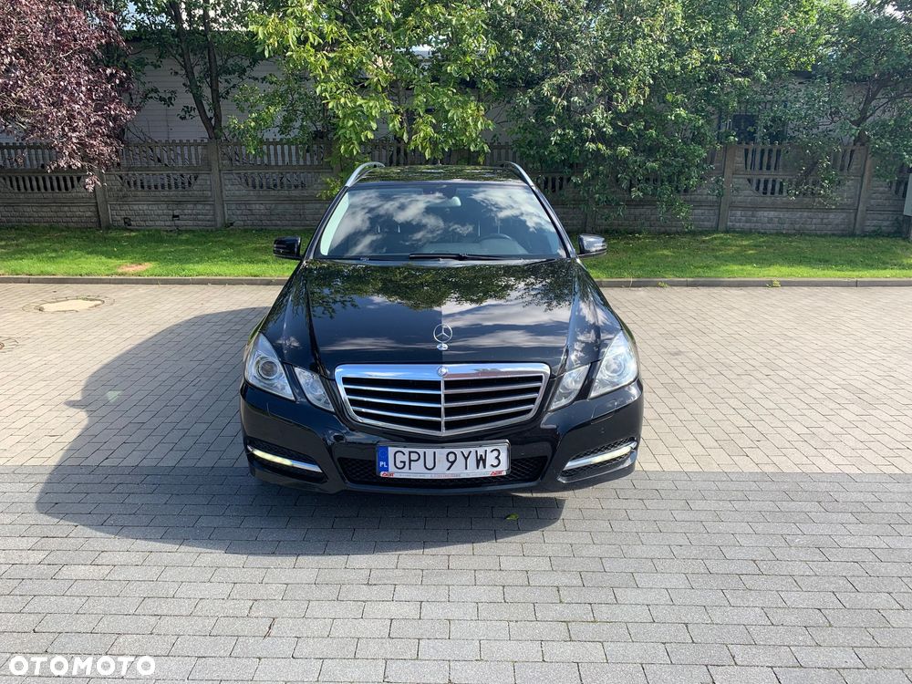 Mercedes-Benz Klasa E 200 BlueEFFICIENCY 7G-TRONIC Avantgarde - 16