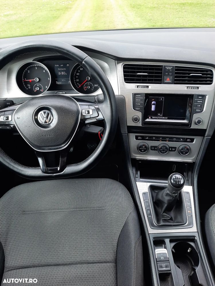 Volkswagen Golf 1.6 TDI 4Motion BlueMotion Technology Comfortline - 11