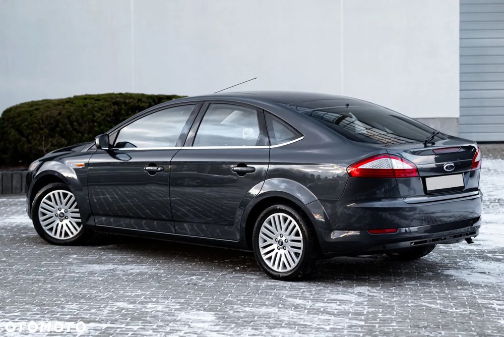 Ford Mondeo 2.5 Titanium X - 14