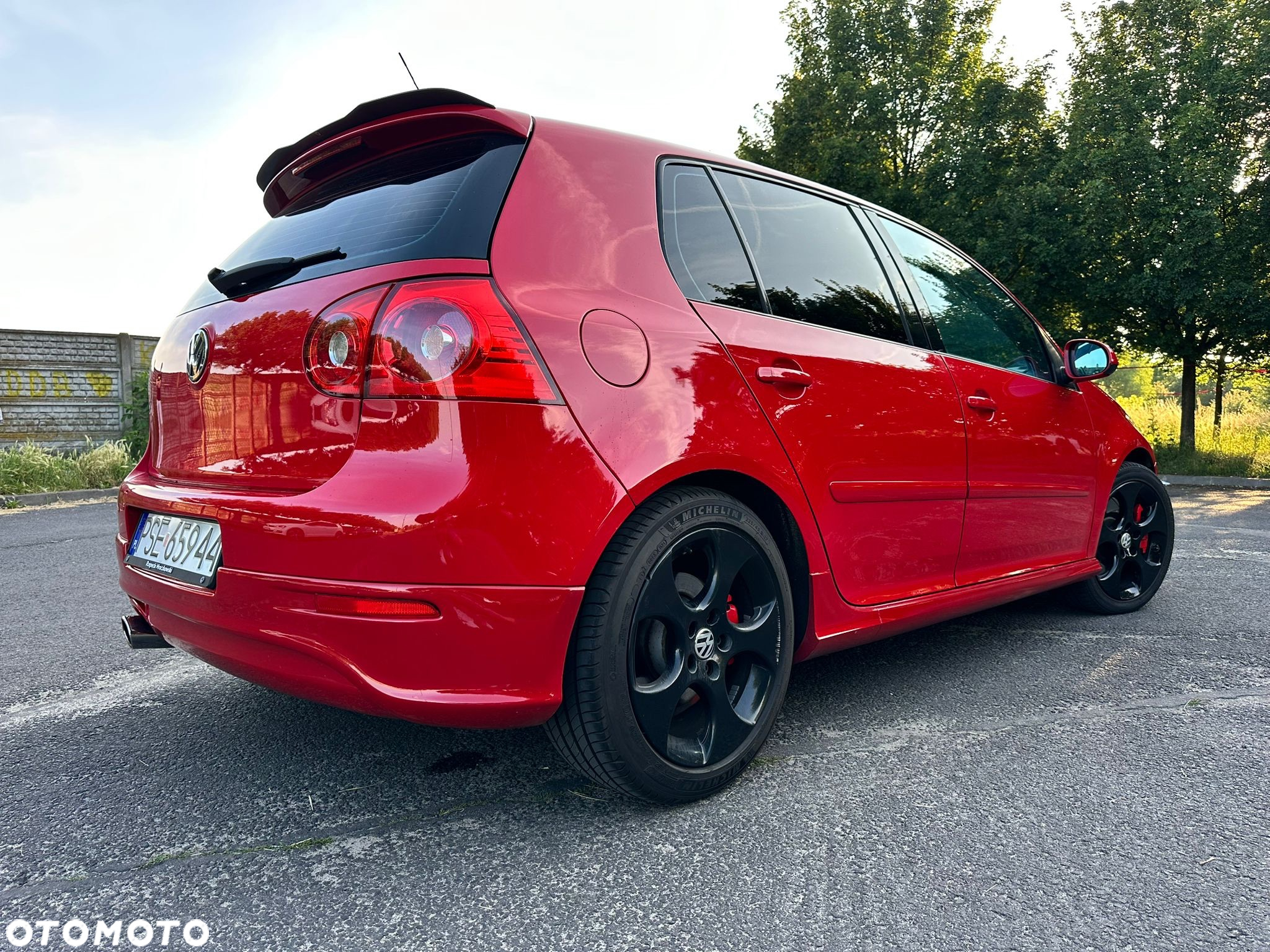 Volkswagen Golf V R32 - 9