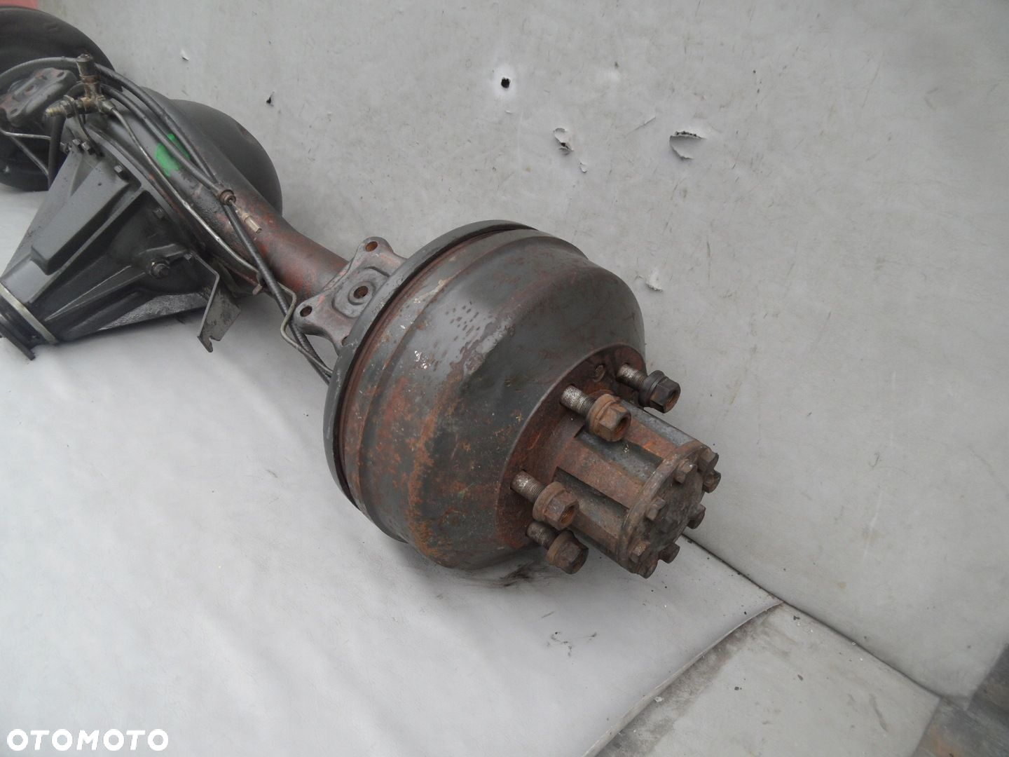 MOST TYŁ TYLNY NISSAN ATLEON GD260 3.89 35/9 - 2