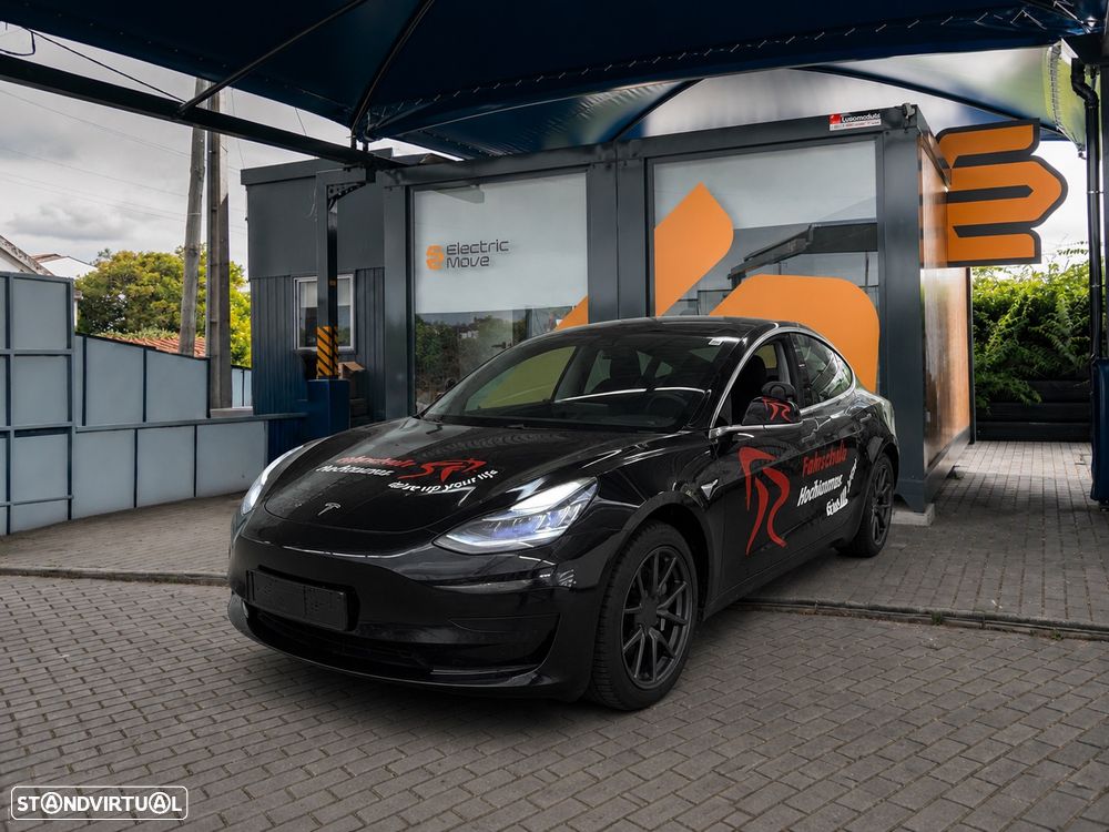 Tesla Model 3 Long-Range Dual Motor AWD - 1