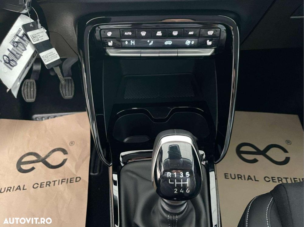 Citroën C3 1.2 PureTech 100 S&S BVM6 PLUS - 16