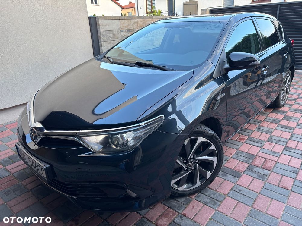 Toyota Auris - 2