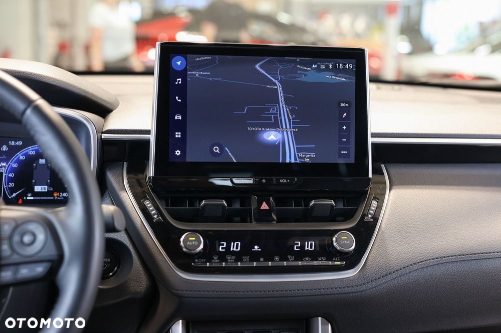 Toyota Corolla Cross - 38