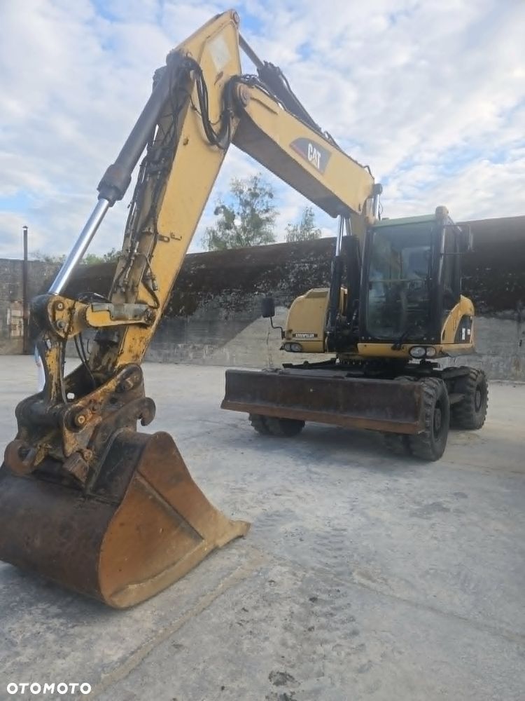 Caterpillar M316D - 1