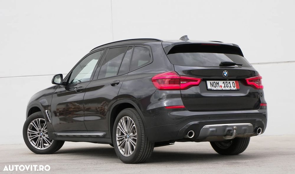 BMW X3 xDrive20d Aut. Luxury Line - 12
