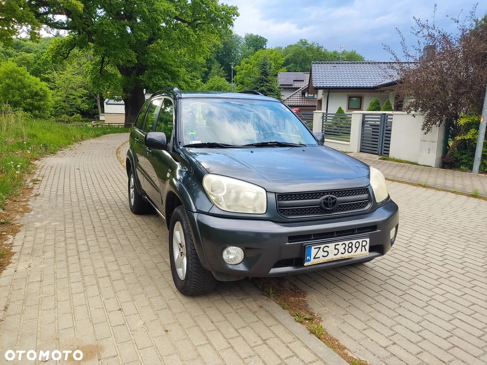 Toyota RAV4 2.0 VVT-i 4x4 - 2