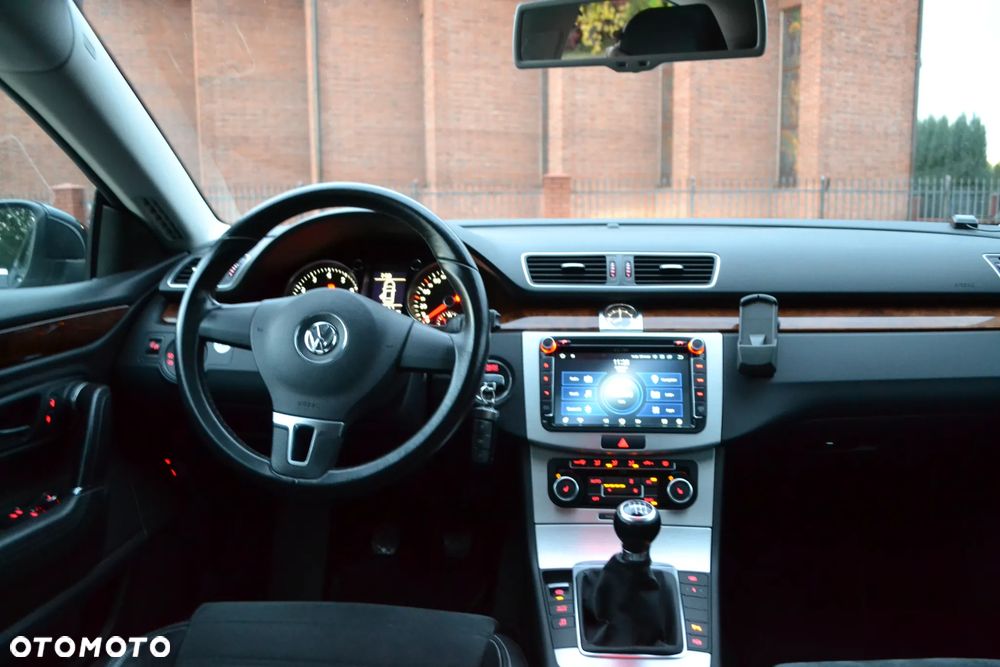 Volkswagen Passat CC 2.0 TSI - 27