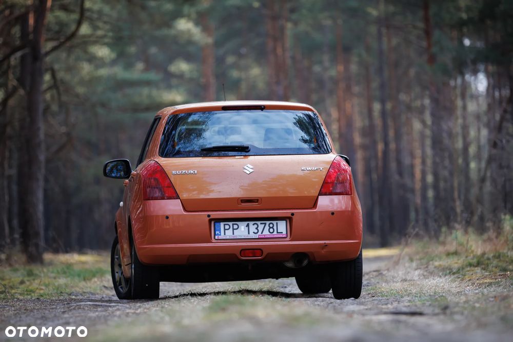 Suzuki Swift - 5
