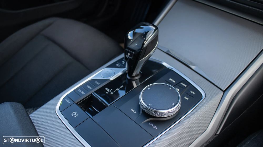 BMW 330 e Corporate Edition Auto - 24