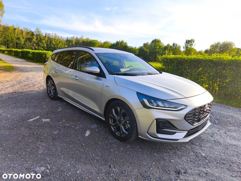 Ford Focus 1.0 EcoBoost Hybrid ST-LINE - 3