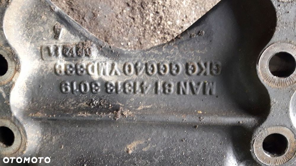 Wspornik żeliwo ramy TGA TGS MAN 4x4 6x6 8x8 - 2