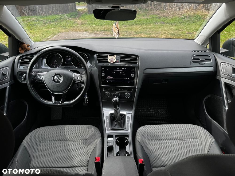 Volkswagen Golf 1.6 TDI BMT Comfortline - 13