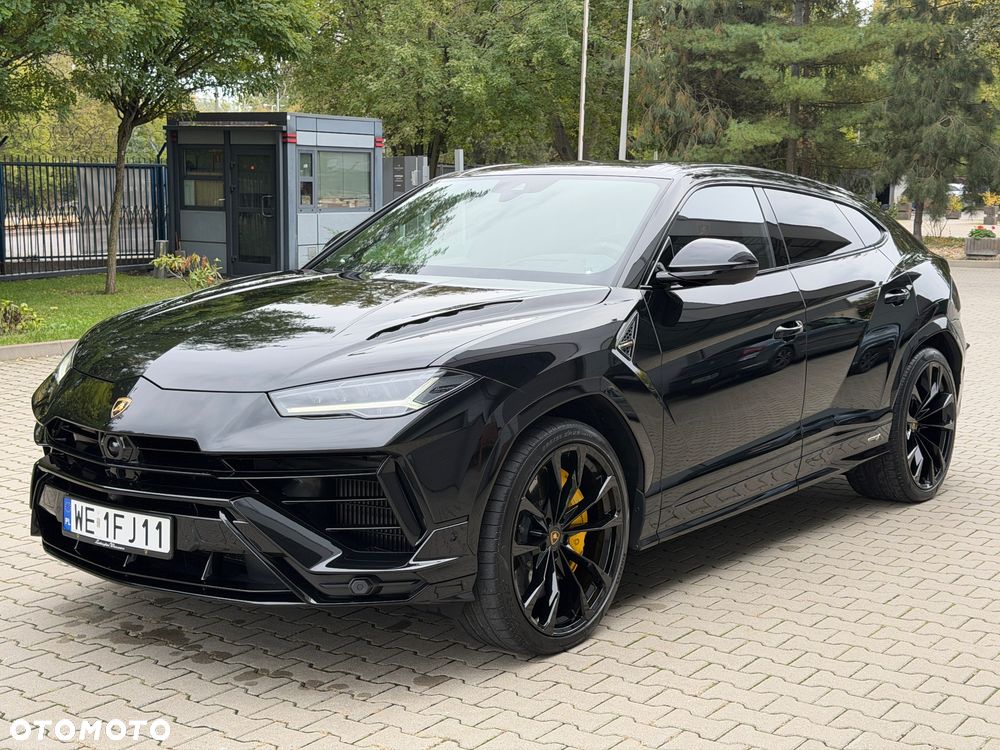 Lamborghini Urus - 10