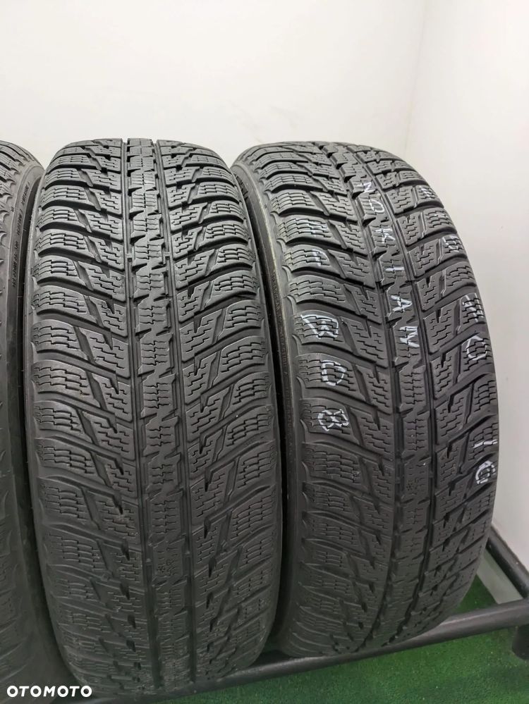 Opony zimowe 215/70/16 Nokian WR SUV 3 - 3