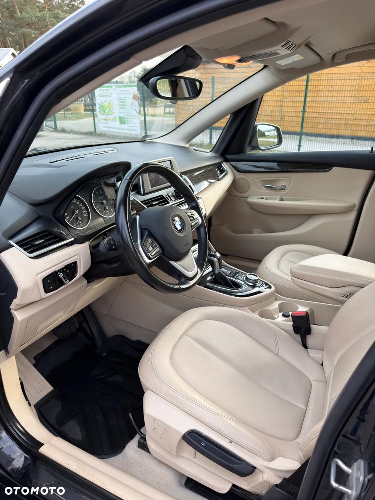 BMW Seria 2 218i - 15
