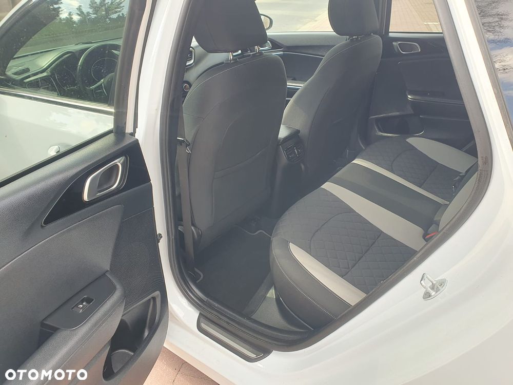 Kia Ceed 1.4 T-GDI OPF GT Line - 19